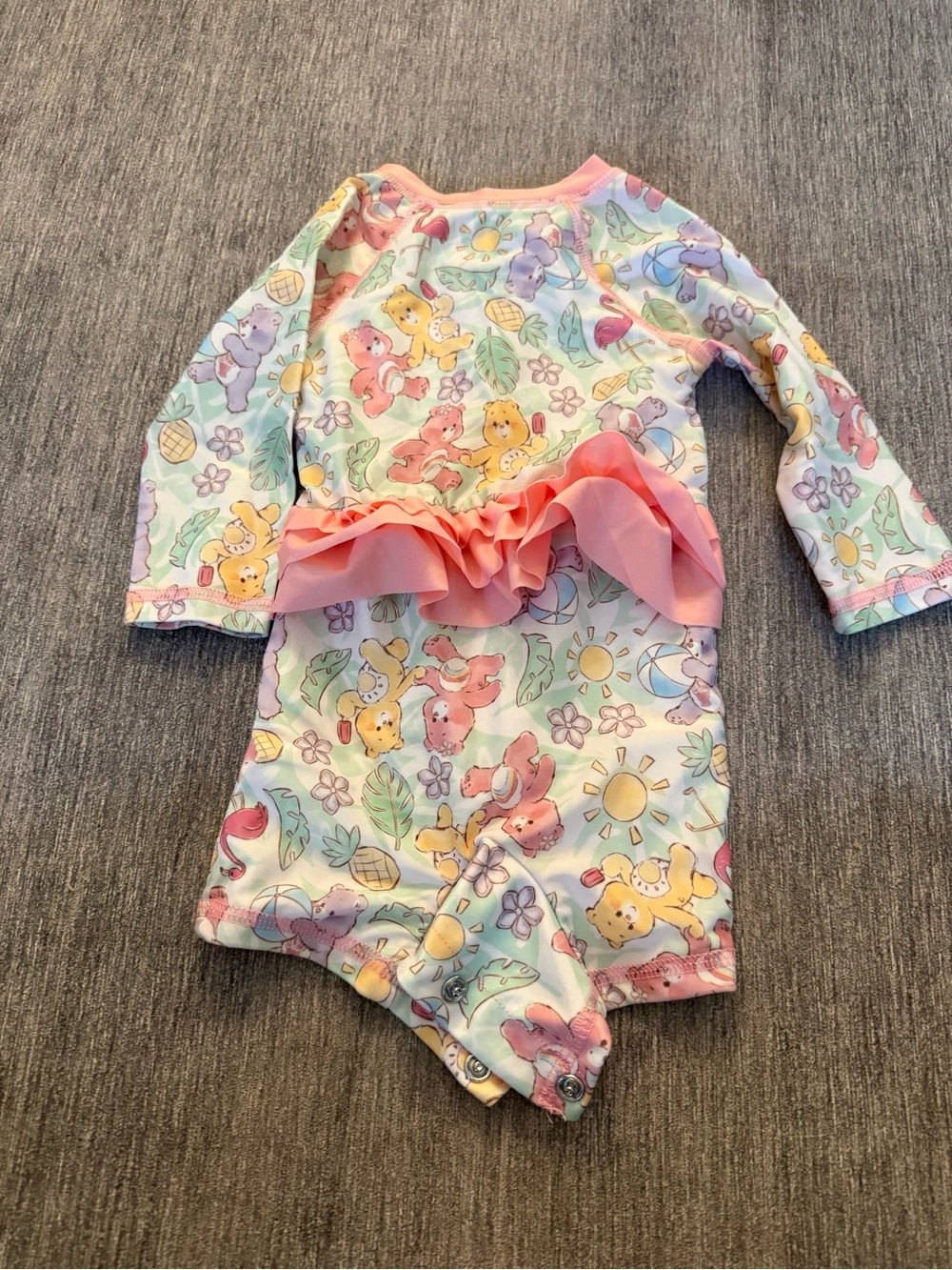 Bundle Swimsuit - Picture 6 of 6